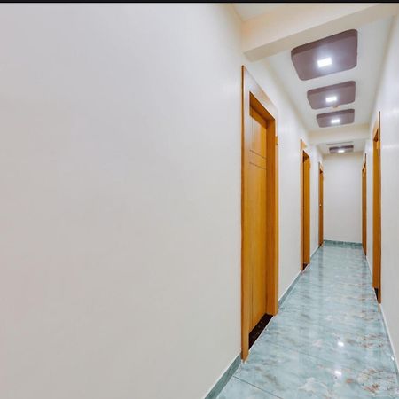 Hotel Exotic Ahmedabad Bagian luar foto