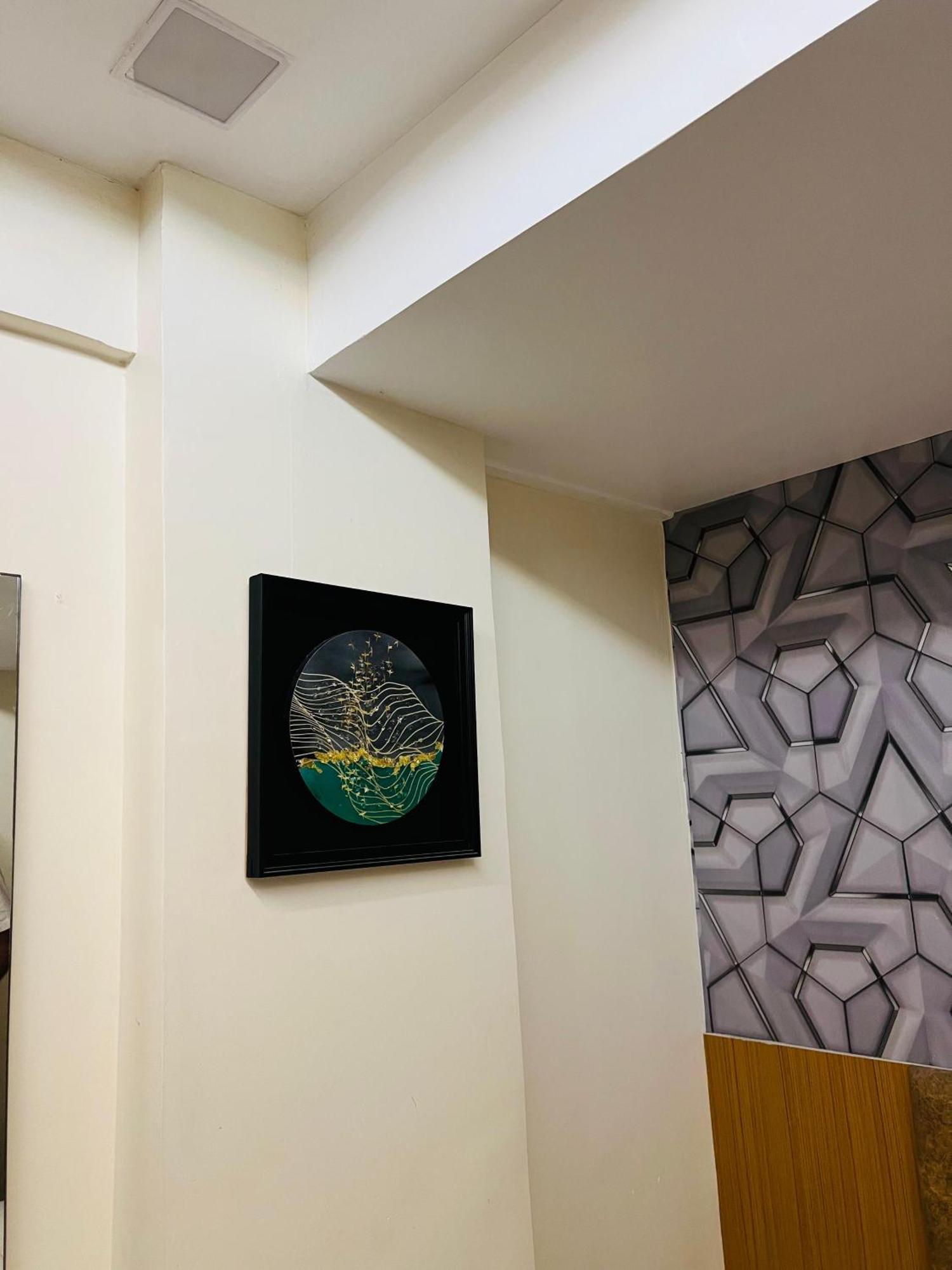Hotel Exotic Ahmedabad Bagian luar foto